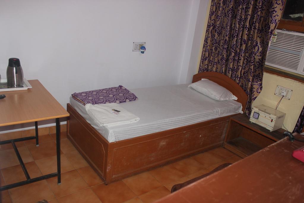 Hotel Kanishka Bénarès Extérieur photo